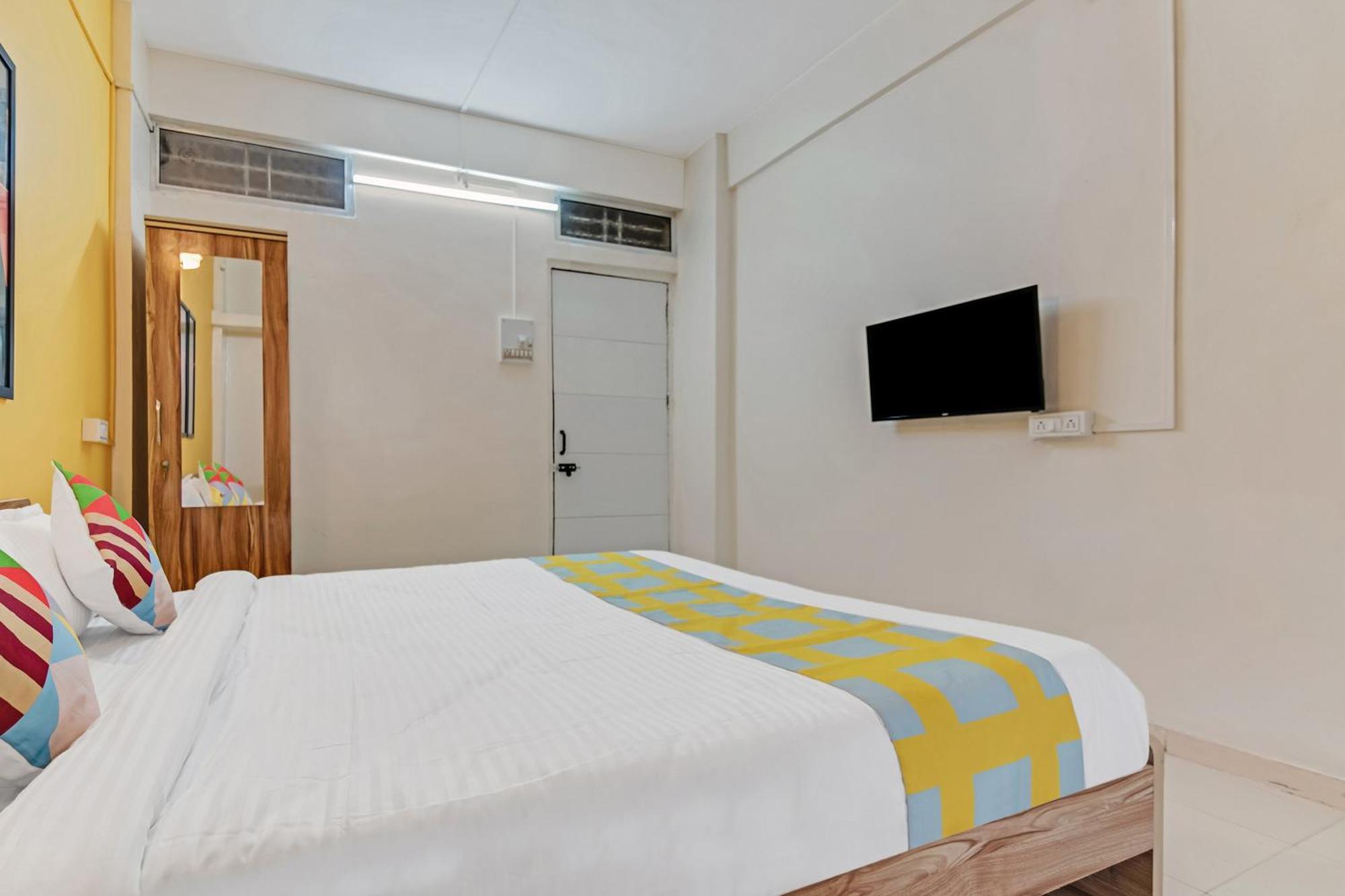Super O Saraswati Niwas Vadgaon Budruk Guest house Pune